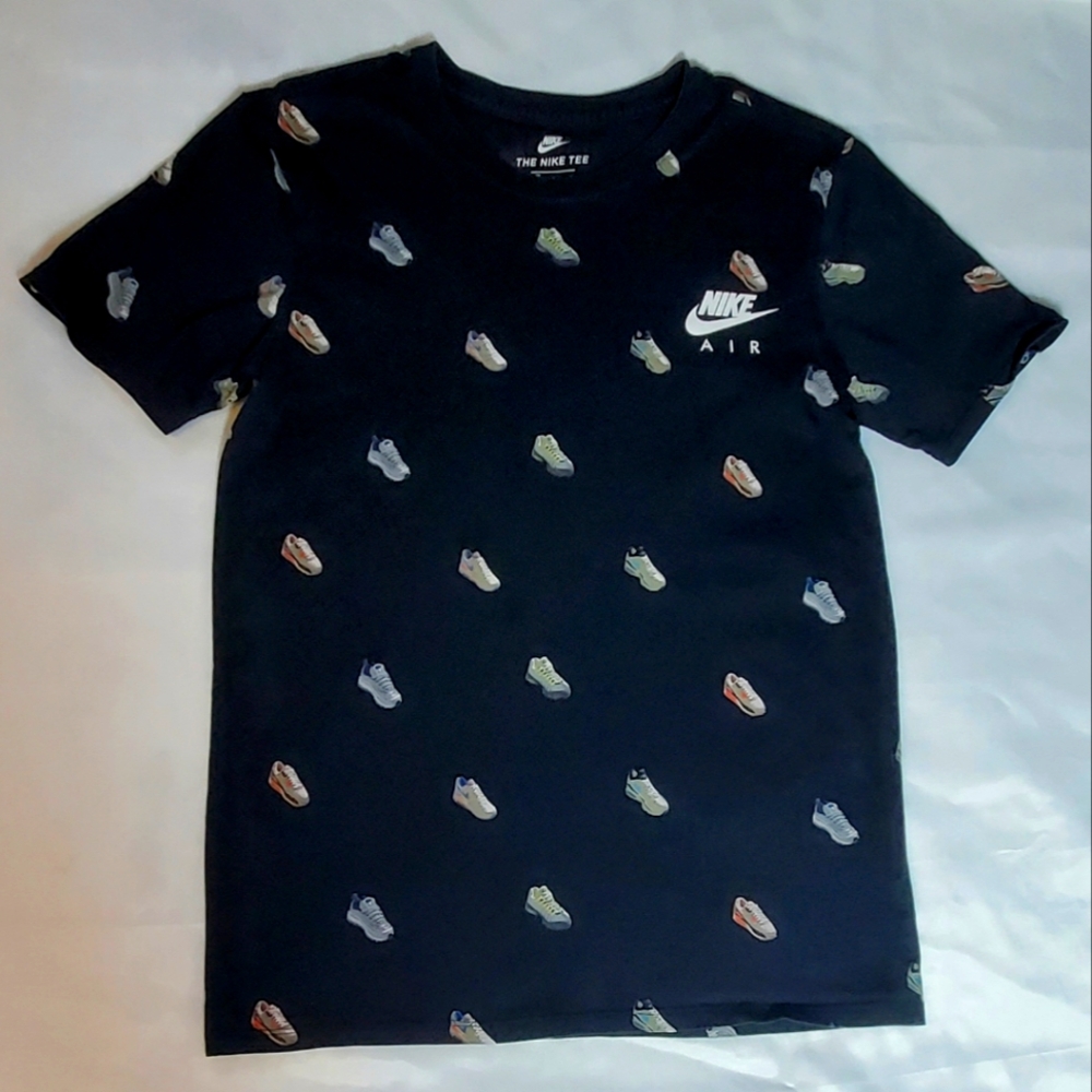 The Nike Tee Sneaker Black All Over Print Short Sleeve Men's Small